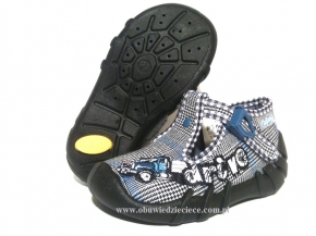 0-110P156 SPEEDY szafirowe kapcie-buciki obuwie dziecięce poniemowlęce Befado  18-26