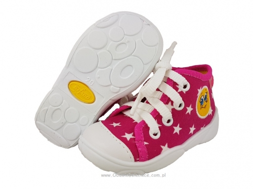 03-218P055 MAXI C.RÓŻOWE w gwiazdki kapcie buciki sznurowane obuwie buty dla dziecka wcz.dziecięce  Befado 18-23